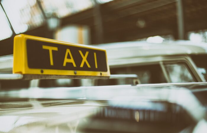 Why Myle Cars is the Best Taxi Service in Glasgow’s Southside